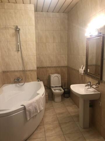 Фото номера Люкс с балконом Гостиница Villa Lazio г. Пятигорск 10