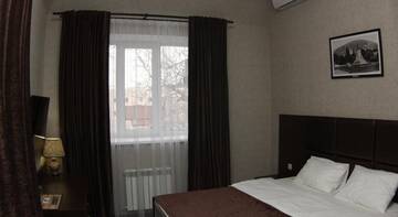 Фото номера Стандартный двухместный номер с 1 кроватью Гостиница Orient Hotel г. Пятигорск 2