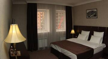 Фото номера Полулюкс Гостиница Orient Hotel г. Пятигорск 3