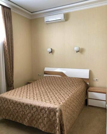 Фото номера Стандартный двухместный номер с 1 кроватью Гостиница Uragi Hotel г. Пятигорск 2