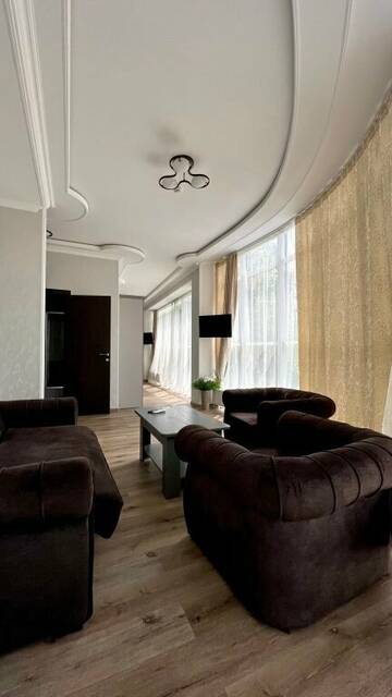 Фото номера Люкс с видом на город Гостиница Uragi Hotel г. Пятигорск 5