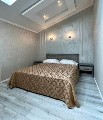 Фото номера Улучшенный трехместный номер Гостиница Uragi Hotel г. Пятигорск 2