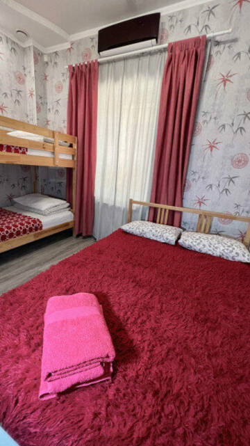 Фото номера Семейный номер Хостел Свои г. Пятигорск 4
